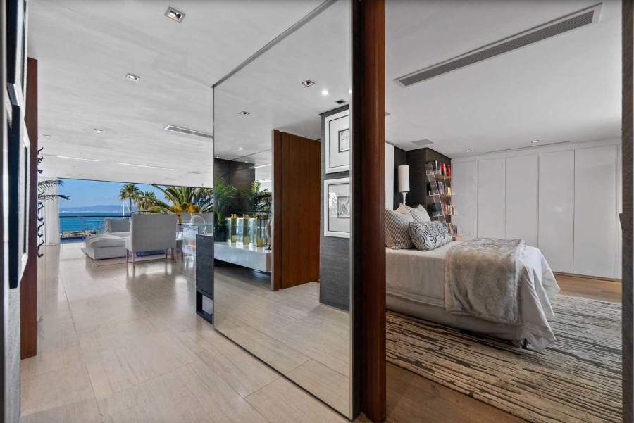 3 Bedroom Property for Sale in Mouille Point Western Cape